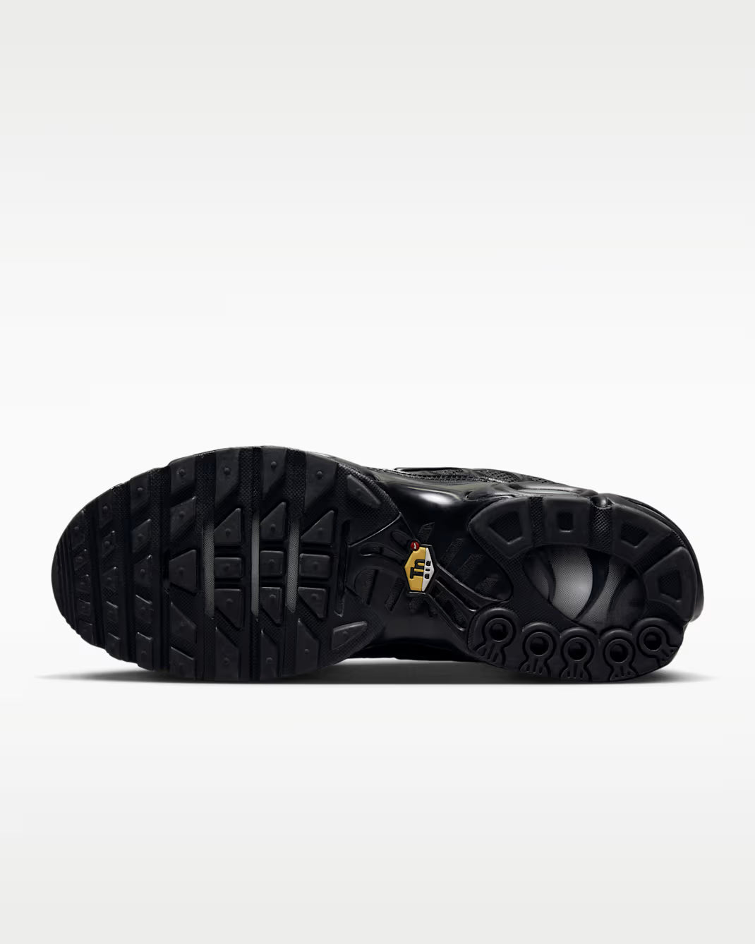 Nike Tn triple black - vue 3